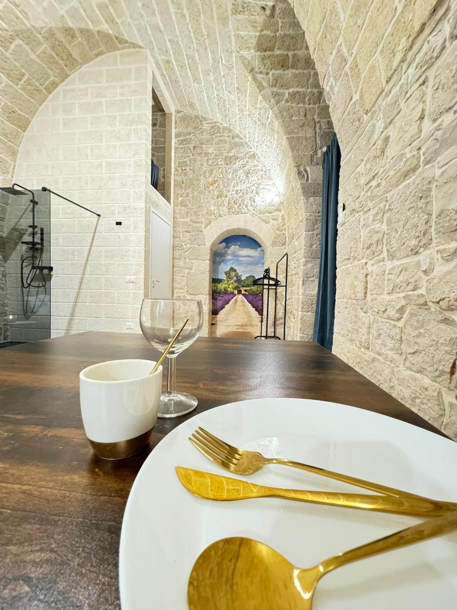 Amale Suite 25 Medioevo Design Corato Exterior foto