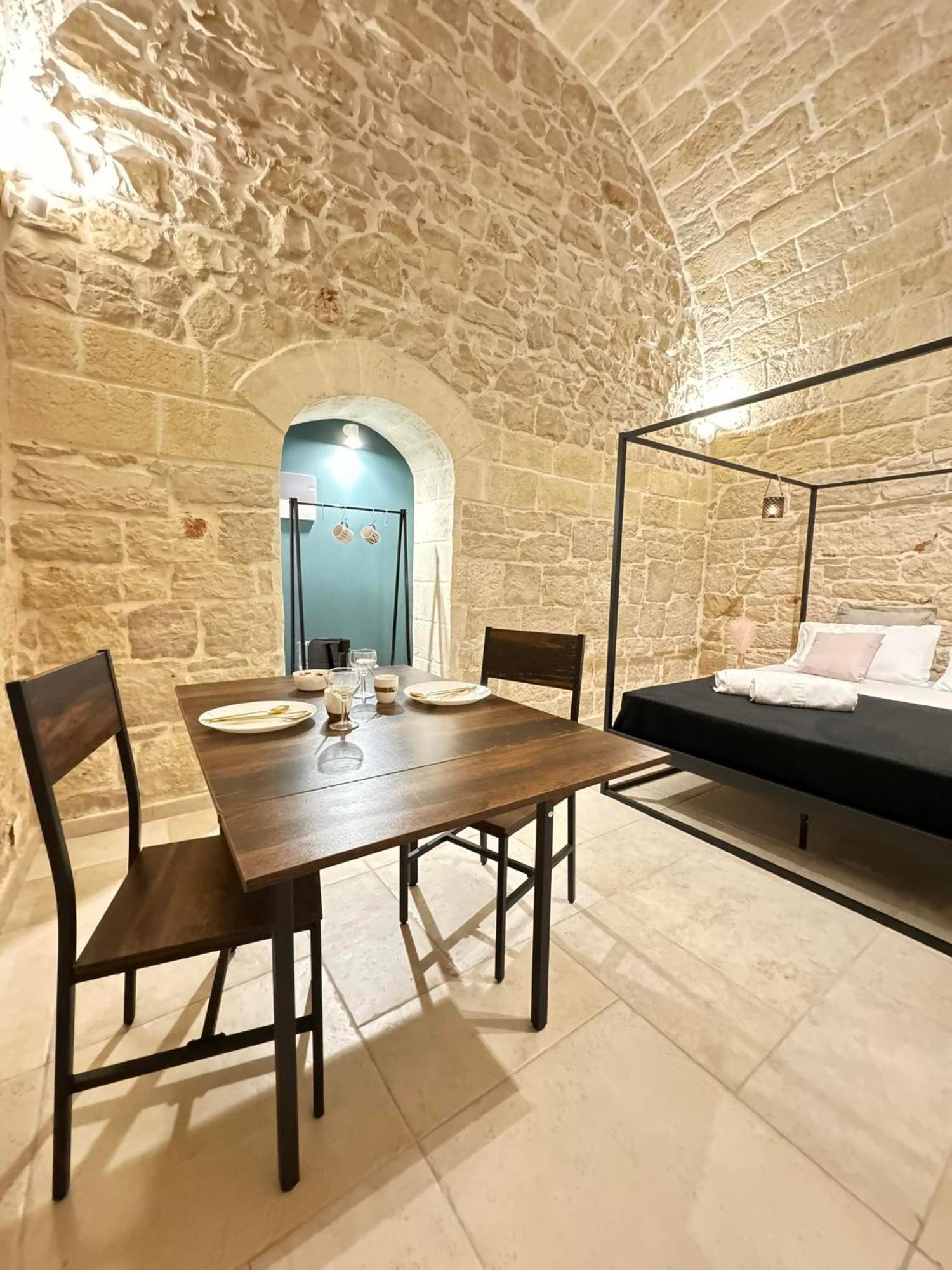 Amale Suite 25 Medioevo Design Corato Exterior foto