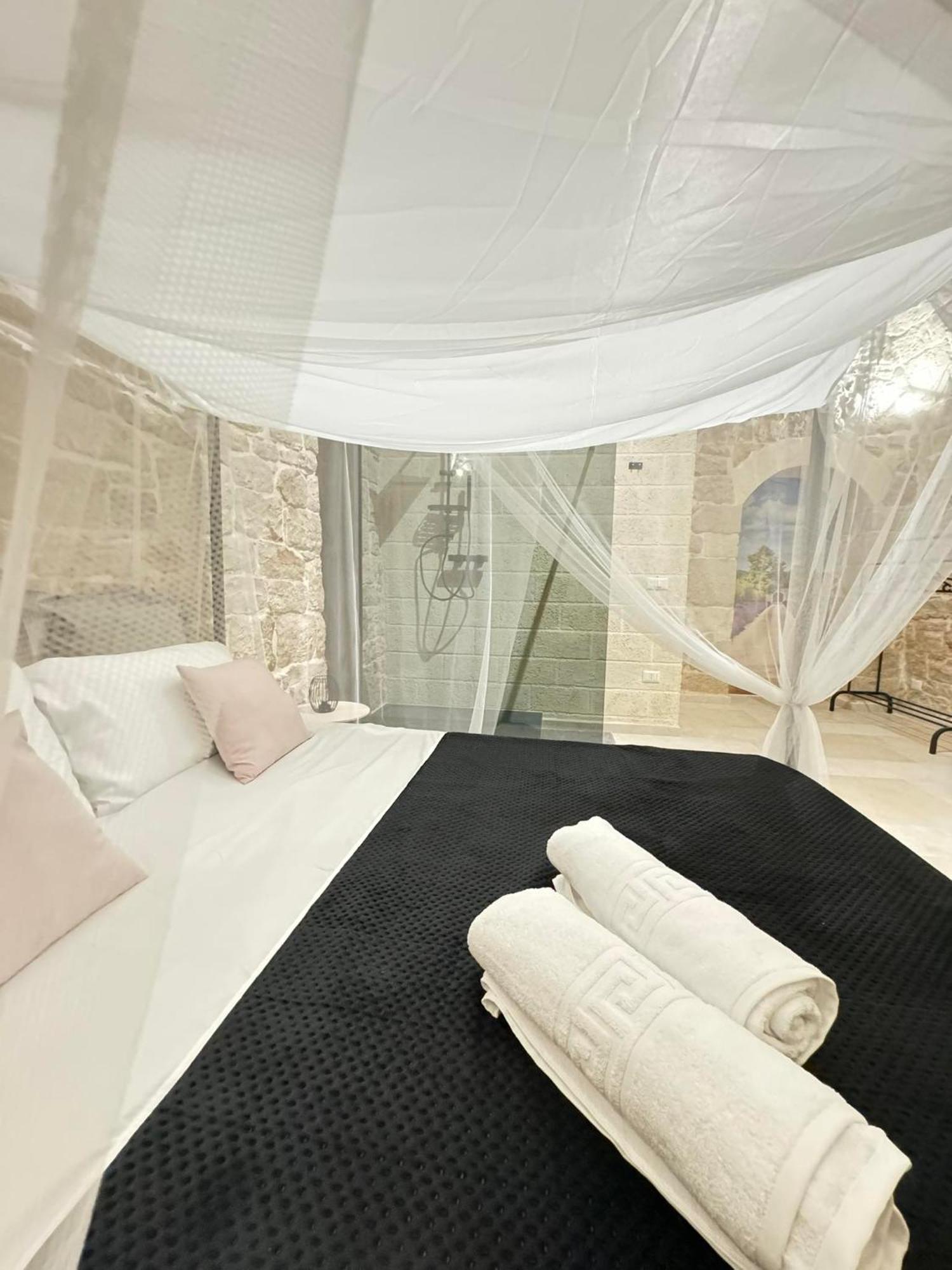 Amale Suite 25 Medioevo Design Corato Exterior foto